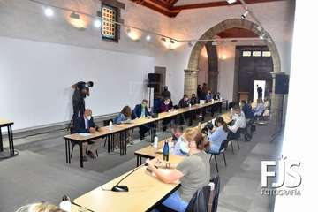  El Pleno aprueba 10 nuevos expedientes de créditos que suman más de 521.000 euros/Francisco Javier Santana.